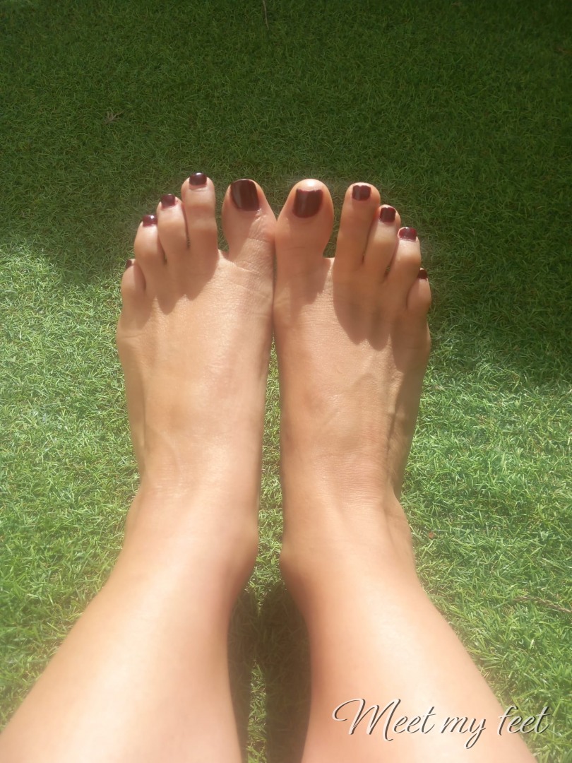 Meet My Feet - Alexandra25