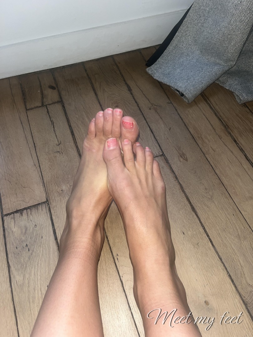 LaylaLux Meet My Feet - LaylaLux